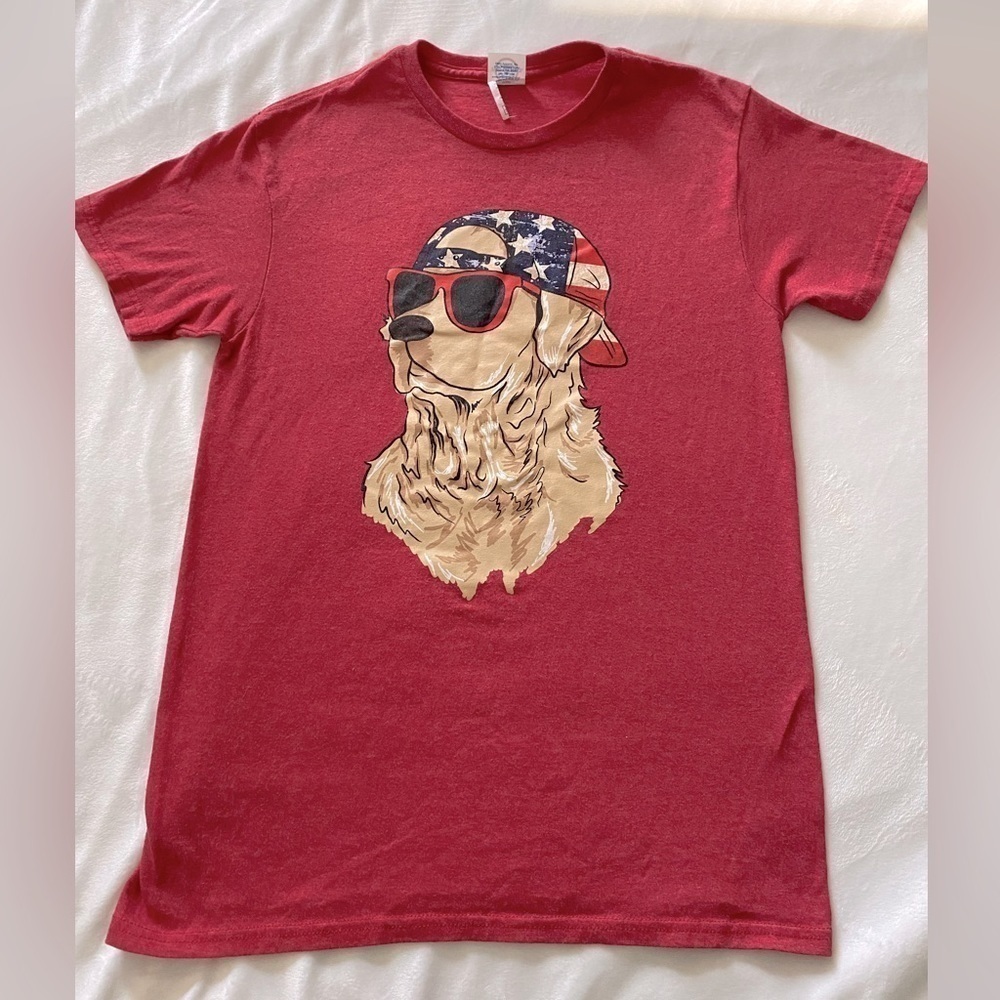 Vintage look American Patriotic cotton T-shirt, red dog dad shirt, crewneck sz S